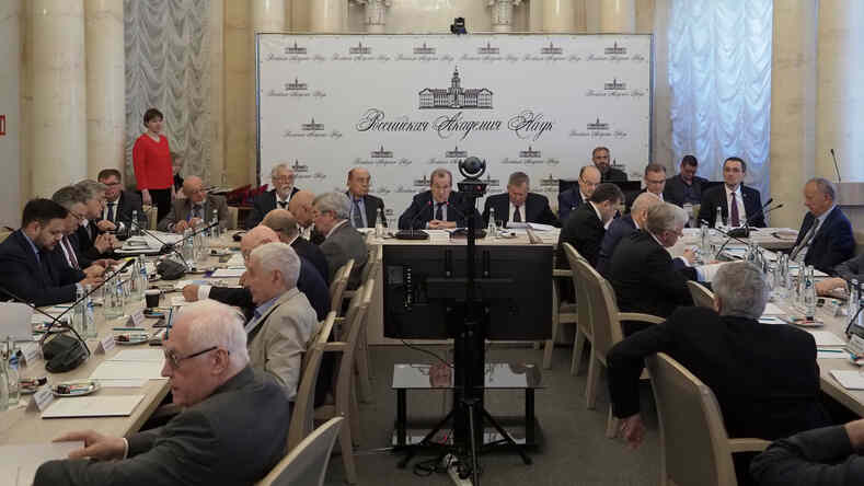 Центру по проблемам экологии и продуктивности лесов РАН присвоено имя академика РАН Александра Исаева
